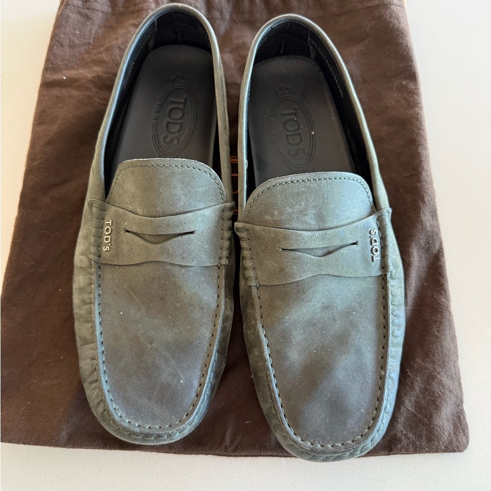 TOD'S Green Suede Loafers for Men